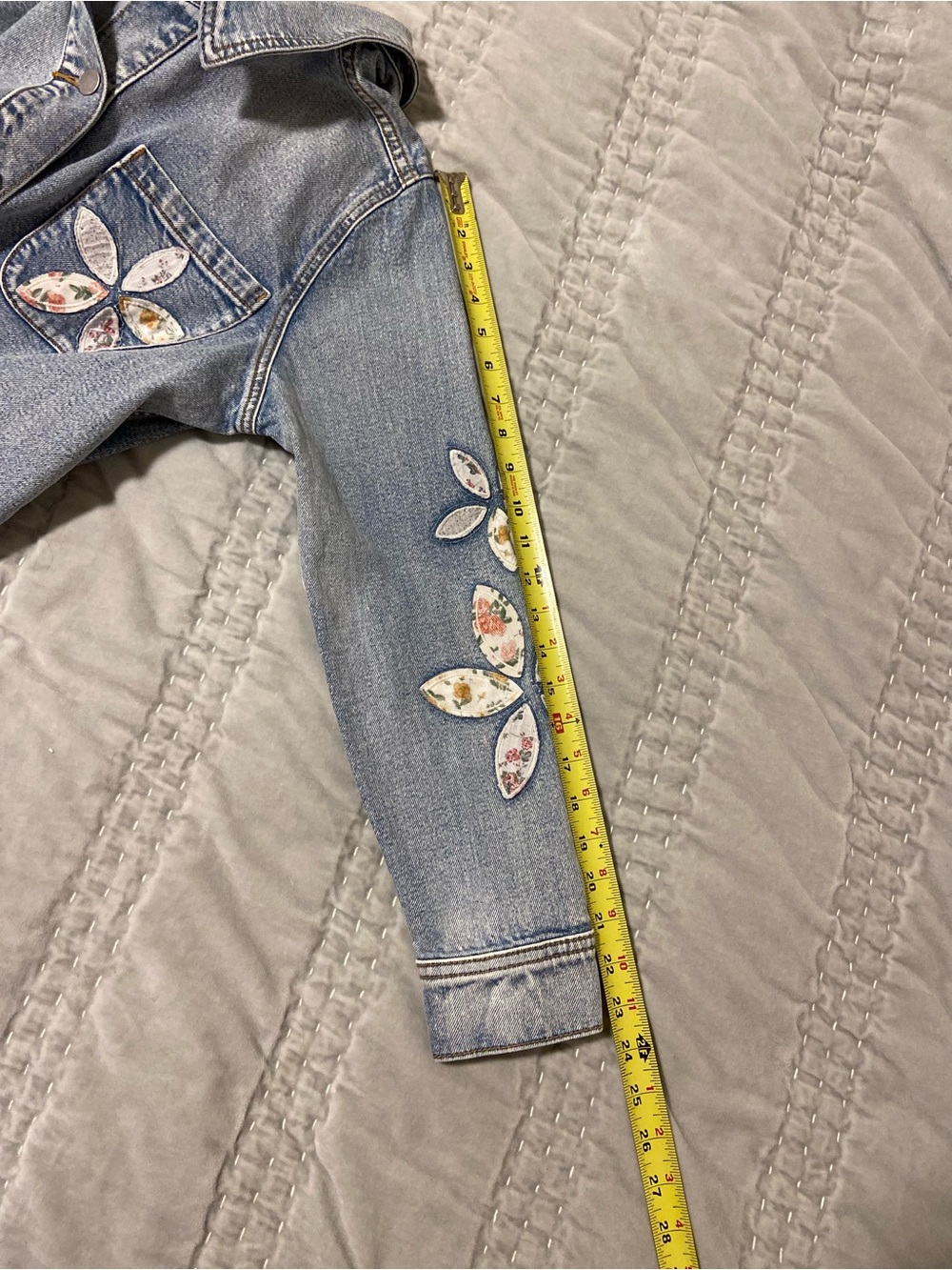 Free People x Driftwood Denim Shabby Chic Jacket Floral Patchwork Rustic Boho S - Picture 14 of 16